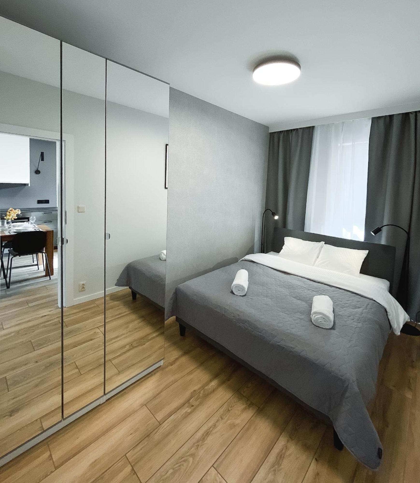 Like Home Apartments Краків Екстер'єр фото